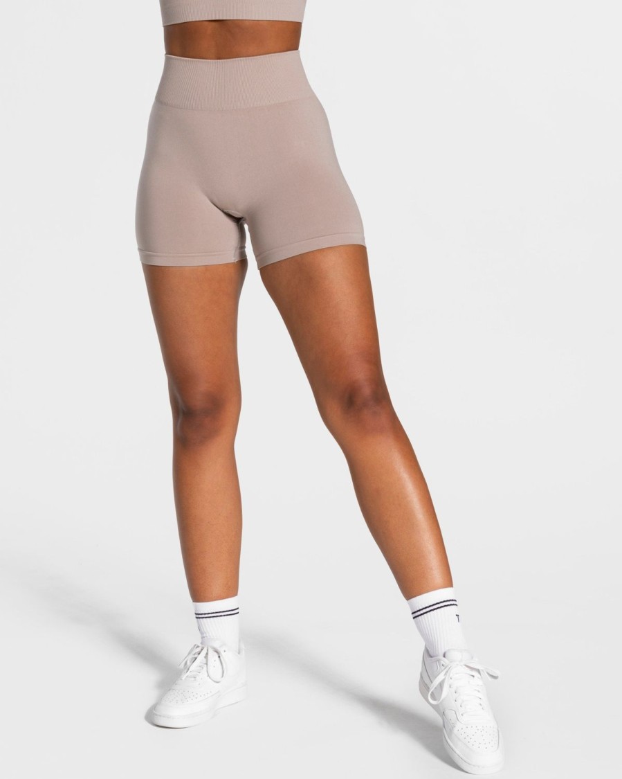 TEVEO Timeless Scrunch Short " " | Shorts